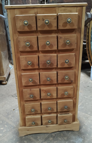 Kleiner schubladenschrank - kleiner,