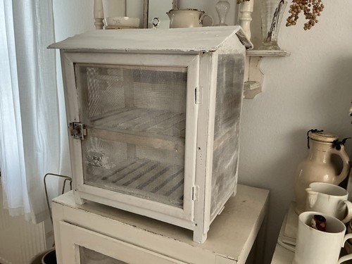 Alte kleiner fliegenschrank - alte,